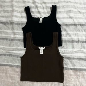 H&M Black and Brown Ribbed Cropped Tee Size Small